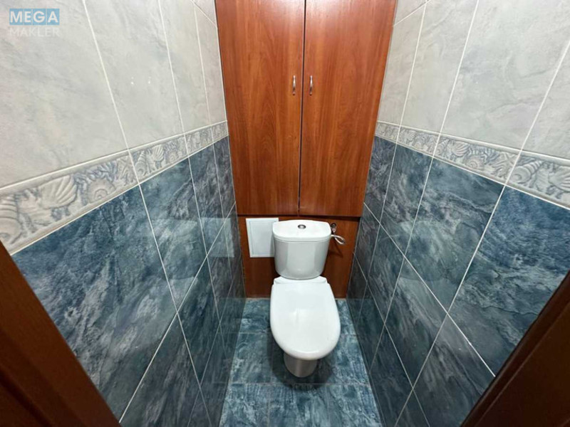 Оренда 2 кімнатної квартири, <a class="location-link" href="/kiev/" title="Недвижимость Київ">Київ</a>, <a class="location-link" href="/kiev/solomenskij/" title="Недвижимость Солом'янський район">Солом'янський р-н</a>, Митрополита Василя Липківського вул., 15 (изображение 10)