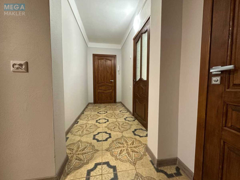 Оренда 2 кімнатної квартири, <a class="location-link" href="/kiev/" title="Недвижимость Київ">Київ</a>, <a class="location-link" href="/kiev/solomenskij/" title="Недвижимость Солом'янський район">Солом'янський р-н</a>, Митрополита Василя Липківського вул., 15 (изображение 13)