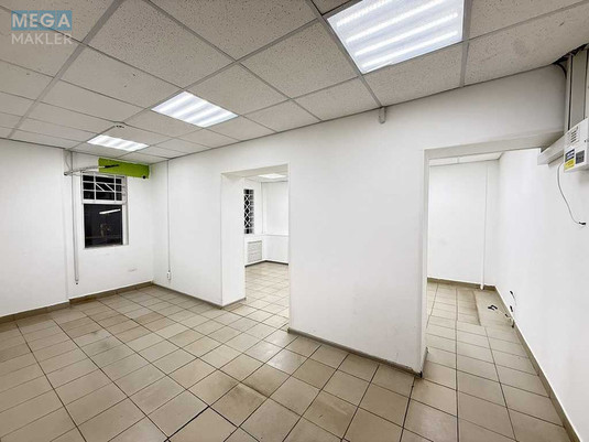 Оренда комерційної нерухомості, 55&nbsp;кв.м, под магазин, <a class="location-link" href="/kiev/" title="Недвижимость Київ">Київ</a>, <a class="location-link" href="/kiev/solomenskij/" title="Недвижимость Солом'янський район">Солом'янський р-н</a>, Солом`янська вул., 36 (изображение 6)