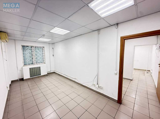 Оренда комерційної нерухомості, 55&nbsp;кв.м, под магазин, <a class="location-link" href="/kiev/" title="Недвижимость Київ">Київ</a>, <a class="location-link" href="/kiev/solomenskij/" title="Недвижимость Солом'янський район">Солом'янський р-н</a>, Солом`янська вул., 36 (изображение 9)