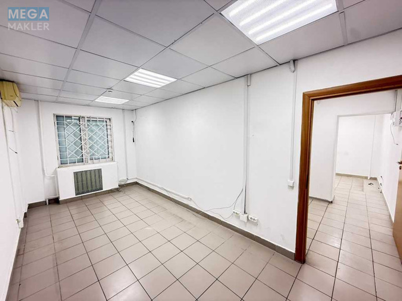 Оренда комерційної нерухомості, 55&nbsp;кв.м, под магазин, <a class="location-link" href="/kiev/" title="Недвижимость Київ">Київ</a>, <a class="location-link" href="/kiev/solomenskij/" title="Недвижимость Солом'янський район">Солом'янський р-н</a>, Солом`янська вул., 36 (изображение 9)