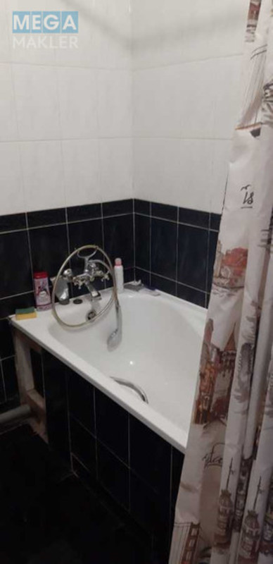 Оренда 4 кімнатні квартири, <a class="location-link" href="/odessa/" title="Недвижимость Одеса">Одеса</a>, <a class="location-link" href="/odessa/suvorovskij/" title="Недвижимость Суворовський район">Суворовський р-н</a>, Жолио-Кюри, 52 (изображение 8)