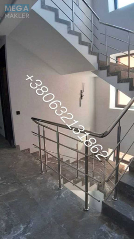 Оренда комерційної нерухомості, 362&nbsp;кв.м, под офис, <a class="location-link" href="/kiev/" title="Недвижимость Київ">Київ</a>, <a class="location-link" href="/kiev/galickij/" title="Недвижимость Галицкий район">Галицкий р-н</a>, Передова вул., 3 (изображение 11)