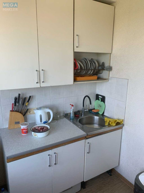 Оренда кімнати (підселення), <a class="location-link" href="/kiev/" title="Недвижимость Київ">Київ</a>, <a class="location-link" href="/kiev/svyatoshinskij/" title="Недвижимость Святошинський район">Святошинський р-н</a>, Героев Космоса ул. (изображение 2)