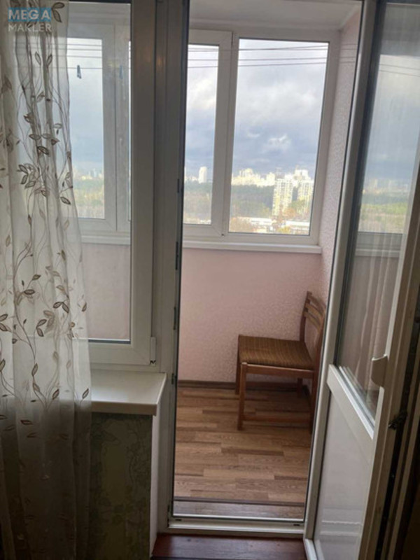 Оренда кімнати (підселення), <a class="location-link" href="/kiev/" title="Недвижимость Київ">Київ</a>, <a class="location-link" href="/kiev/svyatoshinskij/" title="Недвижимость Святошинський район">Святошинський р-н</a>, Героев Космоса ул. (изображение 9)