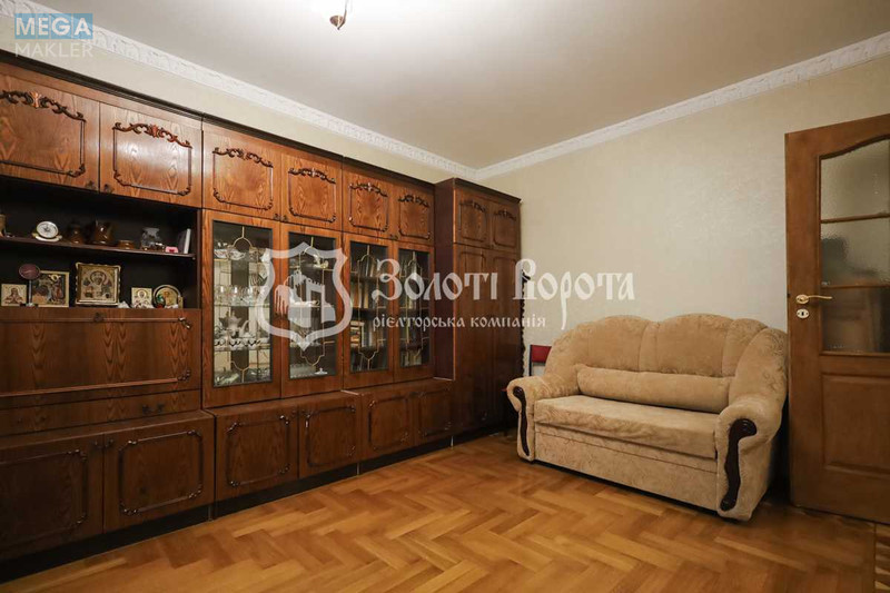 Продаж 3 кімнатної квартири (74/42/8,1), 13 пов. 13 пов. будинку, <a class="location-link" href="/kiev/" title="Недвижимость Київ">Київ</a>, <a class="location-link" href="/kiev/darnickij/" title="Недвижимость Дарницький район">Дарницький р-н</a>, Ревуцького вул., 13 (изображение 2)