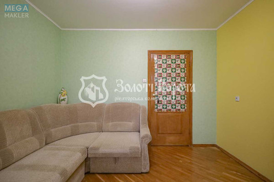 Продаж 3 кімнатної квартири (74/42/8,1), 13 пов. 13 пов. будинку, <a class="location-link" href="/kiev/" title="Недвижимость Київ">Київ</a>, <a class="location-link" href="/kiev/darnickij/" title="Недвижимость Дарницький район">Дарницький р-н</a>, Ревуцького вул., 13 (изображение 7)