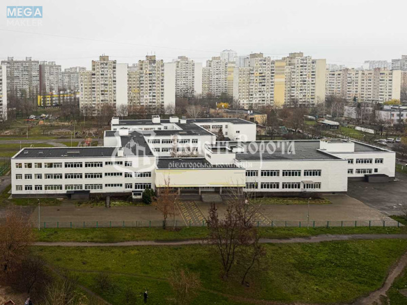 Продаж 3 кімнатної квартири (74/42/8,1), 13 пов. 13 пов. будинку, <a class="location-link" href="/kiev/" title="Недвижимость Київ">Київ</a>, <a class="location-link" href="/kiev/darnickij/" title="Недвижимость Дарницький район">Дарницький р-н</a>, Ревуцького вул., 13 (изображение 22)