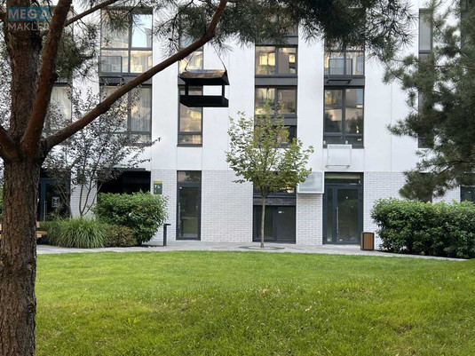 Продаж 2 кімнатної квартири (78/26,1/30), 4 пов. 9 пов. будинку, <a class="location-link" href="/kiev/" title="Недвижимость Київ">Київ</a>, <a class="location-link" href="/kiev/shevchenkovskij/" title="Недвижимость Шевченківський район">Шевченківський р-н</a>, Салютная ул., 2 (изображение 2)