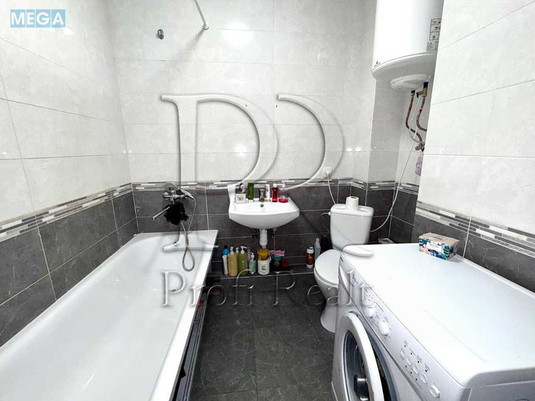 Продаж 1 кімнатної квартири (44/18/10), 22 пов. 25 пов. будинку, <a class="location-link" href="/kiev/" title="Недвижимость Київ">Київ</a>, <a class="location-link" href="/kiev/obolonskij/" title="Недвижимость Оболонський район">Оболонський р-н</a>, Балтійський пров., 1 (изображение 8)