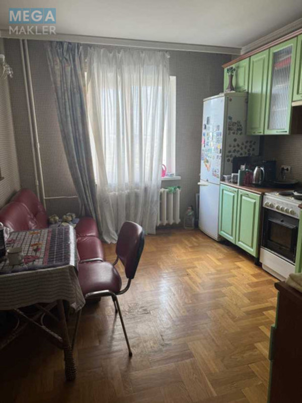 Продаж 3 кімнатної квартири (103/55/12), 7 пов. 16 пов. будинку, <a class="location-link" href="/kiev/" title="Недвижимость Київ">Київ</a>, <a class="location-link" href="/kiev/darnickij/" title="Недвижимость Дарницький район">Дарницький р-н</a>, Анны Ахматовой ул., 43 (изображение 6)