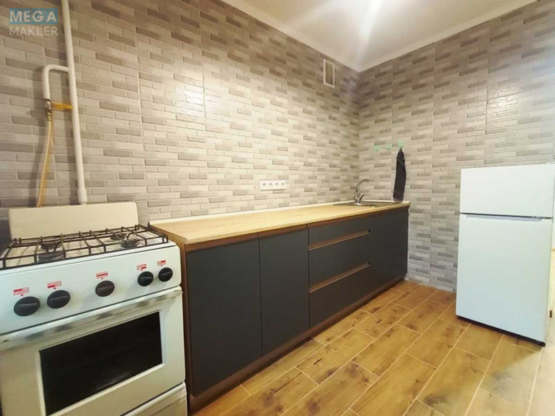 Оренда 2 кімнатної квартири, <a class="location-link" href="/kiev/" title="Недвижимость Київ">Київ</a>, <a class="location-link" href="/kiev/svyatoshinskij/" title="Недвижимость Святошинський район">Святошинський р-н</a>, Академика Доброхотова ул., 11А (изображение 7)