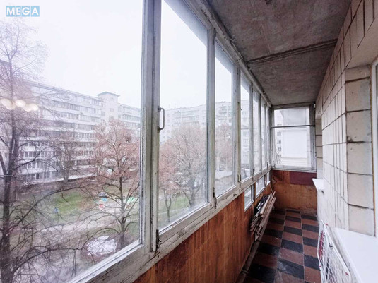 Оренда 2 кімнатної квартири, <a class="location-link" href="/kiev/" title="Недвижимость Київ">Київ</a>, <a class="location-link" href="/kiev/svyatoshinskij/" title="Недвижимость Святошинський район">Святошинський р-н</a>, Академика Доброхотова ул., 11А (изображение 11)