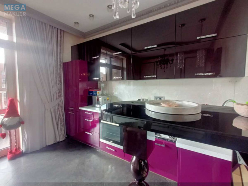 Оренда 2 кімнатної квартири, <a class="location-link" href="/kiev/" title="Недвижимость Київ">Київ</a>, <a class="location-link" href="/kiev/goloseevskij/" title="Недвижимость Голосіївський район">Голосіївський р-н</a>, Владимира Антоновича ул., 131 (изображение 12)