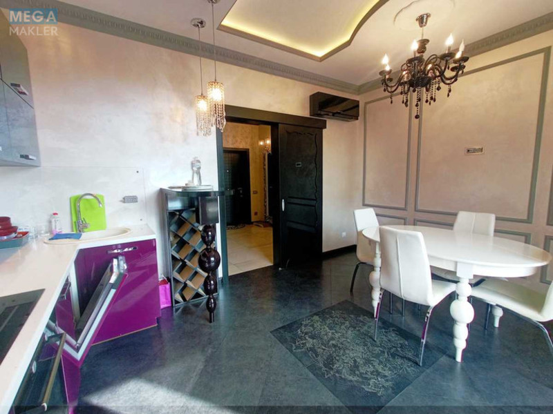 Оренда 2 кімнатної квартири, <a class="location-link" href="/kiev/" title="Недвижимость Київ">Київ</a>, <a class="location-link" href="/kiev/goloseevskij/" title="Недвижимость Голосіївський район">Голосіївський р-н</a>, Владимира Антоновича ул., 131 (изображение 17)