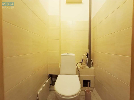 Оренда 2 кімнатної квартири, <a class="location-link" href="/kiev/" title="Недвижимость Київ">Київ</a>, <a class="location-link" href="/kiev/svyatoshinskij/" title="Недвижимость Святошинський район">Святошинський р-н</a>, Академика Ефремова ул., 18 (изображение 9)