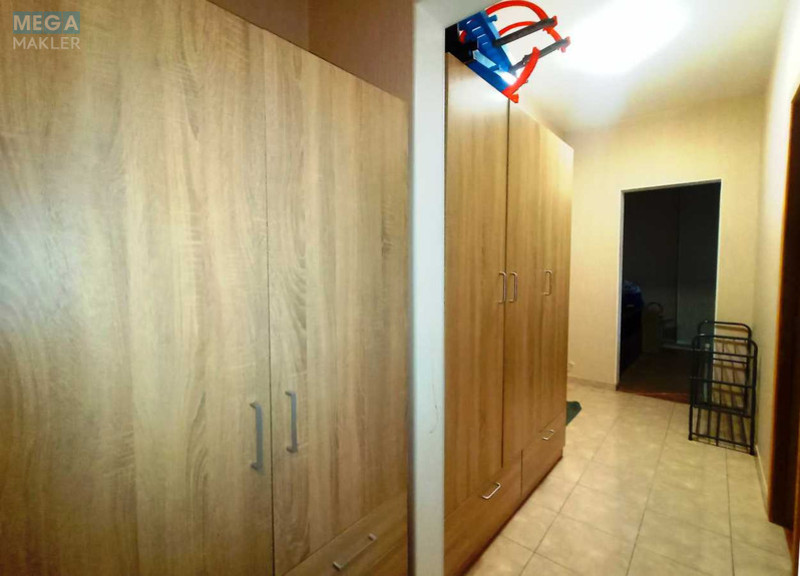 Оренда 2 кімнатної квартири, <a class="location-link" href="/kiev/" title="Недвижимость Київ">Київ</a>, <a class="location-link" href="/kiev/svyatoshinskij/" title="Недвижимость Святошинський район">Святошинський р-н</a>, Академика Ефремова ул., 18 (изображение 12)