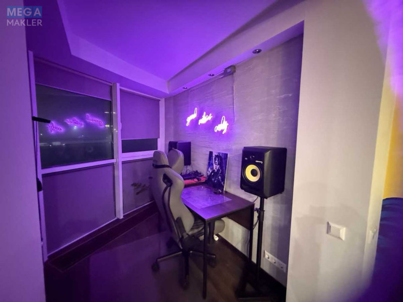 Оренда 2 кімнатної квартири, <a class="location-link" href="/kiev/" title="Недвижимость Київ">Київ</a>, <a class="location-link" href="/kiev/darnickij/" title="Недвижимость Дарницький район">Дарницький р-н</a>, Заречная ул., 1Б (изображение 9)