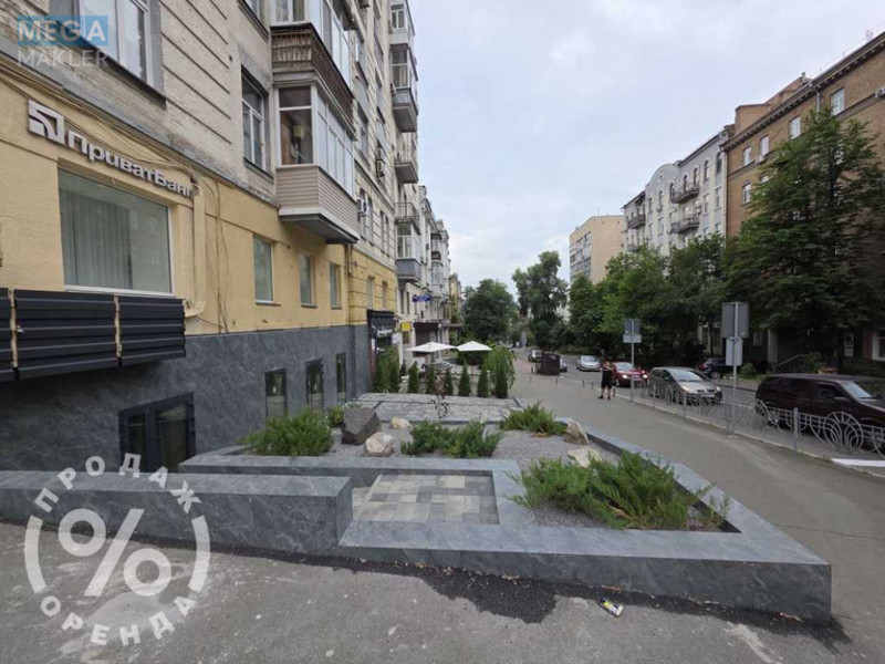 Продаж комерційної нерухомості, 84&nbsp;кв.м, под магазин, <a class="location-link" href="/kiev/" title="Недвижимость Київ">Київ</a>, <a class="location-link" href="/kiev/goloseevskij/" title="Недвижимость Голосіївський район">Голосіївський р-н</a>, Саксаганського вул., 61/17 (изображение 2)