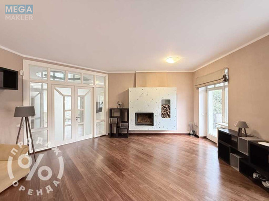 Продаж дома, 3&nbsp;поверху, 478&nbsp;кв.м, 7&nbsp;кімнат, ділянка 10&nbsp;соток, <a class="location-link" href="/kiev/" title="Недвижимость Київ">Київ</a>, <a class="location-link" href="/kiev/goloseevskij/" title="Недвижимость Голосіївський район">Голосіївський р-н</a>, Волзька вул., 24 (изображение 7)