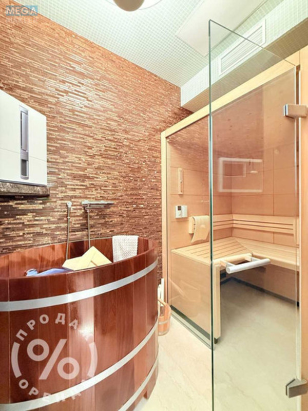 Оренда 4 кімнатні квартири, <a class="location-link" href="/kiev/" title="Недвижимость Київ">Київ</a>, <a class="location-link" href="/kiev/pecherskij/" title="Недвижимость Печерський район">Печерський р-н</a>, Хрещатик вул., 27Б (изображение 11)