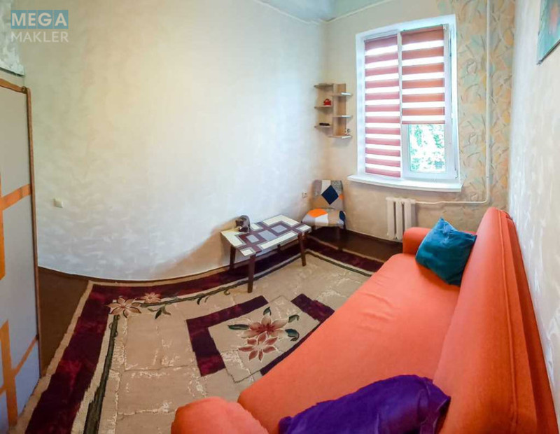 Оренда 2 кімнатної квартири, <a class="location-link" href="/kiev/" title="Недвижимость Київ">Київ</a>, <a class="location-link" href="/kiev/solomenskij/" title="Недвижимость Солом'янський район">Солом'янський р-н</a>, Волинська вул., 8 (изображение 10)