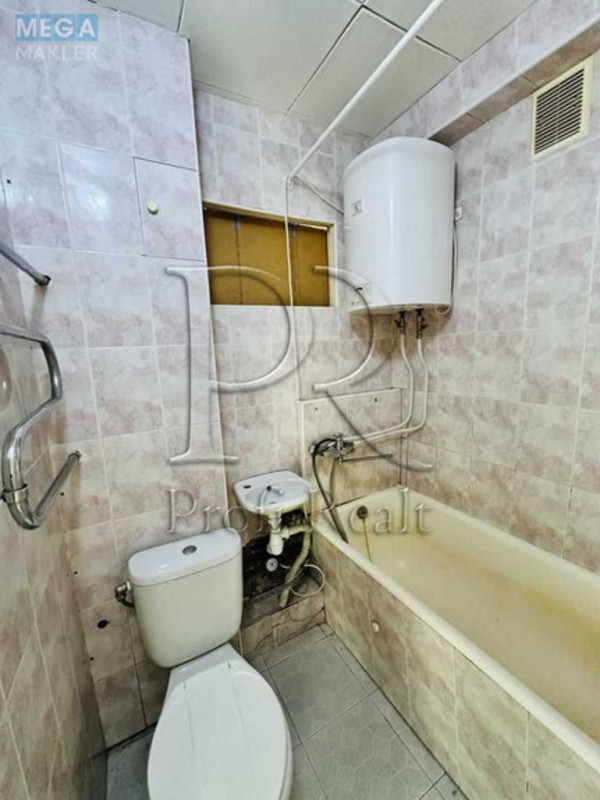 Продаж 1 кімнатної квартири (31/15/7), 5 пов. 5 пов. будинку, <a class="location-link" href="/kiev/" title="Недвижимость Київ">Київ</a>, <a class="location-link" href="/kiev/svyatoshinskij/" title="Недвижимость Святошинський район">Святошинський р-н</a>, Сімї Сосніних вул., 8 (изображение 8)