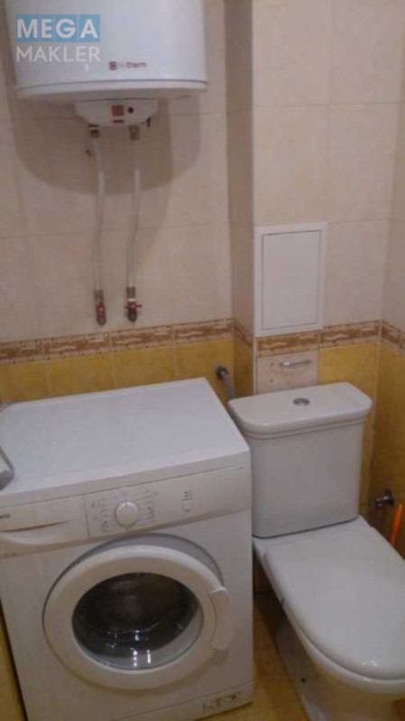 Оренда 1 кімнатної квартири, <a class="location-link" href="/odessa/" title="Недвижимость Одеса">Одеса</a>, <a class="location-link" href="/odessa/kievskij/" title="Недвижимость Київський район">Київський р-н</a>, Академика Глушко, 5б (изображение 3)