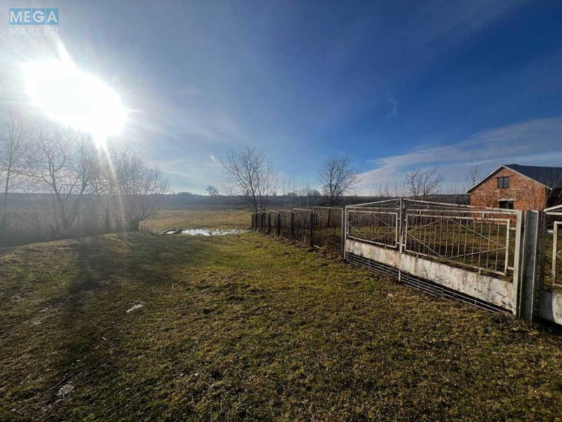 Продаж дома, 3&nbsp;поверху, 400&nbsp;кв.м, 6&nbsp;кімнат, ділянка 25&nbsp;соток, <a class="location-link" href="/novyj-milyatin/" title="Недвижимость Новий Мілятин">Новий Милятин</a>, Центральна (изображение 6)