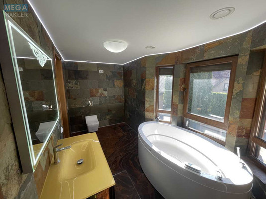 Продаж дома, 2&nbsp;поверху, 500&nbsp;кв.м, 5&nbsp;кімнат, ділянка 13&nbsp;соток, <a class="location-link" href="/lesniki-selo/" title="Недвижимость Лісники">Лісники</a>, Гайова (изображение 21)