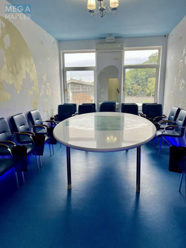 Оренда комерційної нерухомості, 129,80&nbsp;кв.м, под офис, <a class="location-link" href="/kiev/" title="Недвижимость Київ">Київ</a>, <a class="location-link" href="/kiev/podolskij/" title="Недвижимость Подільський район">Подільський р-н</a>, Нижний Вал ул., 15 (изображение 10)