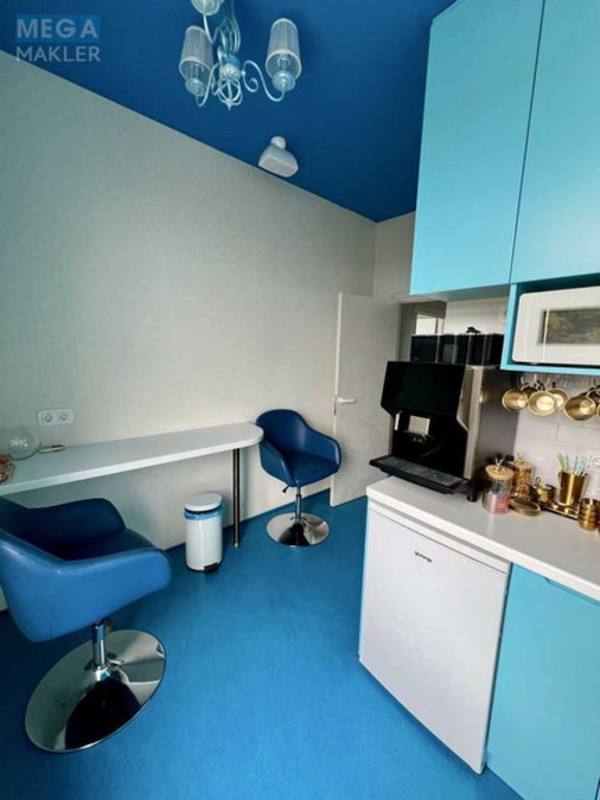 Оренда комерційної нерухомості, 129,80&nbsp;кв.м, под офис, <a class="location-link" href="/kiev/" title="Недвижимость Київ">Київ</a>, <a class="location-link" href="/kiev/podolskij/" title="Недвижимость Подільський район">Подільський р-н</a>, Нижний Вал ул., 15 (изображение 19)