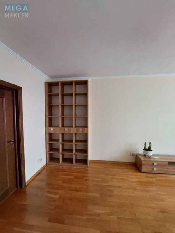 Оренда 2 кімнатної квартири, <a class="location-link" href="/kiev/" title="Недвижимость Київ">Київ</a>, <a class="location-link" href="/kiev/goloseevskij/" title="Недвижимость Голосіївський район">Голосіївський р-н</a>, Михаила Максимовича ул., 3г (изображение 4)