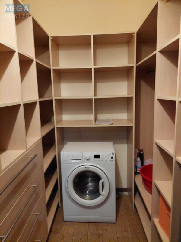 Оренда 2 кімнатної квартири, <a class="location-link" href="/kiev/" title="Недвижимость Київ">Київ</a>, <a class="location-link" href="/kiev/goloseevskij/" title="Недвижимость Голосіївський район">Голосіївський р-н</a>, Михаила Максимовича ул., 3г (изображение 8)