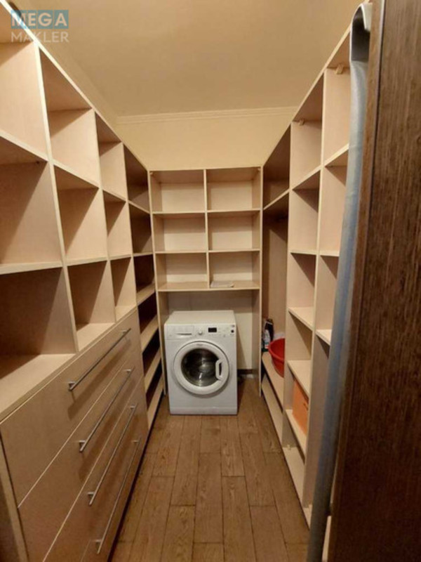 Оренда 2 кімнатної квартири, <a class="location-link" href="/kiev/" title="Недвижимость Київ">Київ</a>, <a class="location-link" href="/kiev/goloseevskij/" title="Недвижимость Голосіївський район">Голосіївський р-н</a>, Михаила Максимовича ул., 3г (изображение 9)