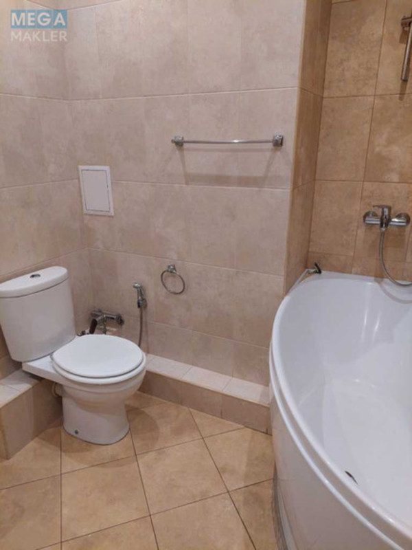 Оренда 2 кімнатної квартири, <a class="location-link" href="/kiev/" title="Недвижимость Київ">Київ</a>, <a class="location-link" href="/kiev/goloseevskij/" title="Недвижимость Голосіївський район">Голосіївський р-н</a>, Михаила Максимовича ул., 3г (изображение 14)