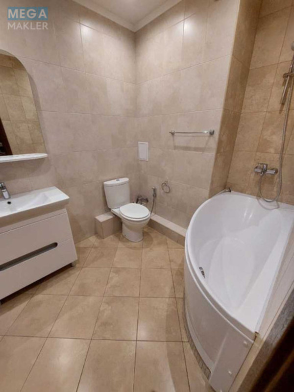 Оренда 2 кімнатної квартири, <a class="location-link" href="/kiev/" title="Недвижимость Київ">Київ</a>, <a class="location-link" href="/kiev/goloseevskij/" title="Недвижимость Голосіївський район">Голосіївський р-н</a>, Михаила Максимовича ул., 3г (изображение 16)