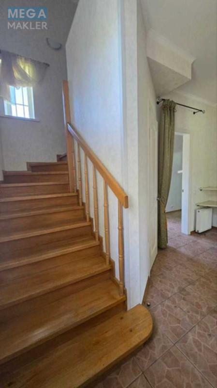 Продаж дома, 2&nbsp;поверху, 155&nbsp;кв.м, 3&nbsp;кімнати, ділянка 35&nbsp;соток, <a class="location-link" href="/velikaya-bugaevka/" title="Недвижимость Велика Бугаївка">Велика Бугаївка</a>, Центральна (изображение 18)