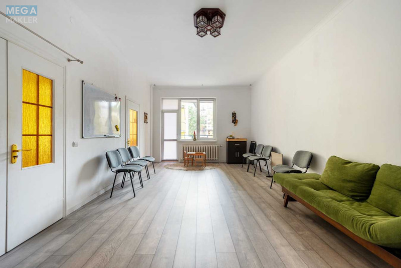 Продаж 3 кімнатної квартири (117/68/17), 2 пов. 10 пов. будинку, <a class="location-link" href="/kiev/" title="Недвижимость Київ">Київ</a>, <a class="location-link" href="/kiev/pecherskij/" title="Недвижимость Печерський район">Печерський р-н</a>, Московська вул., 46/2 (изображение 7)