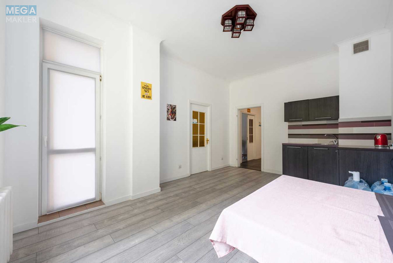 Продаж 3 кімнатної квартири (117/68/17), 2 пов. 10 пов. будинку, <a class="location-link" href="/kiev/" title="Недвижимость Київ">Київ</a>, <a class="location-link" href="/kiev/pecherskij/" title="Недвижимость Печерський район">Печерський р-н</a>, Московська вул., 46/2 (изображение 14)