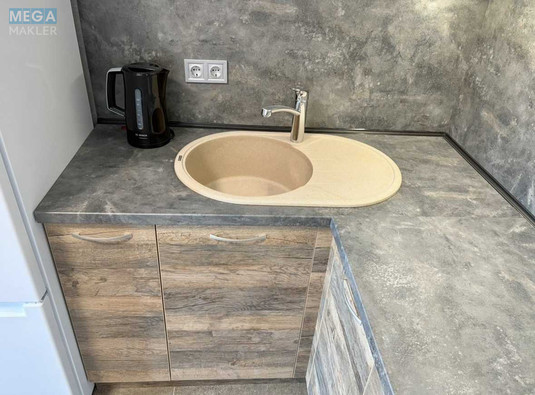 Оренда 1 кімнатної квартири, <a class="location-link" href="/kiev/" title="Недвижимость Київ">Київ</a>, <a class="location-link" href="/kiev/shevchenkovskij/" title="Недвижимость Шевченківський район">Шевченківський р-н</a>, Багговутівська вул., 25 (изображение 3)