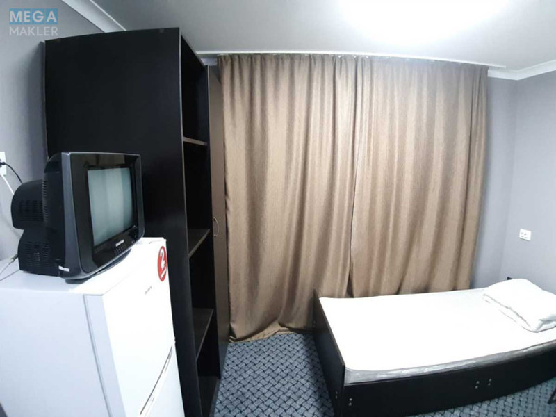 Оренда 1 кімнатної квартири, <a class="location-link" href="/kiev/" title="Недвижимость Київ">Київ</a>, <a class="location-link" href="/kiev/shevchenkovskij/" title="Недвижимость Шевченківський район">Шевченківський р-н</a>, Академика Туполева ул., 16 (изображение 3)