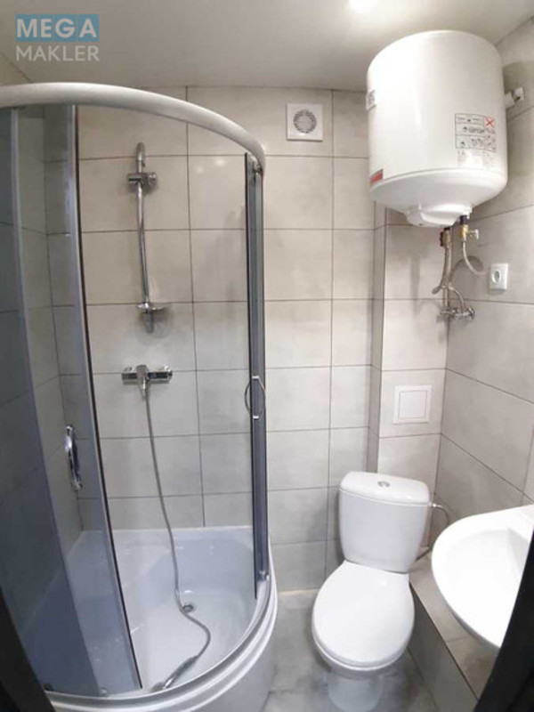 Оренда 1 кімнатної квартири, <a class="location-link" href="/kiev/" title="Недвижимость Київ">Київ</a>, <a class="location-link" href="/kiev/shevchenkovskij/" title="Недвижимость Шевченківський район">Шевченківський р-н</a>, Академика Туполева ул., 16 (изображение 16)