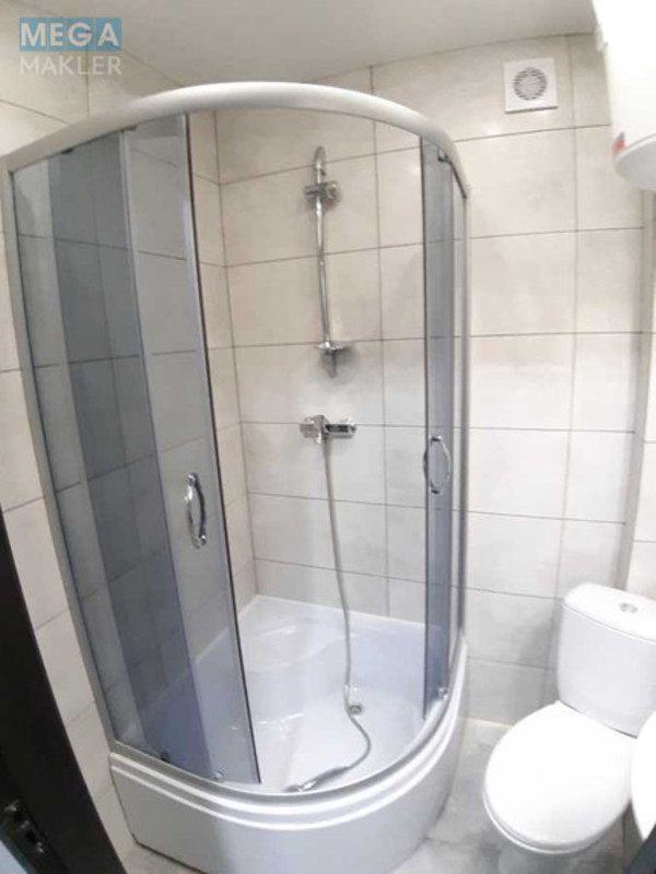 Оренда 1 кімнатної квартири, <a class="location-link" href="/kiev/" title="Недвижимость Київ">Київ</a>, <a class="location-link" href="/kiev/shevchenkovskij/" title="Недвижимость Шевченківський район">Шевченківський р-н</a>, Академика Туполева ул., 16 (изображение 18)