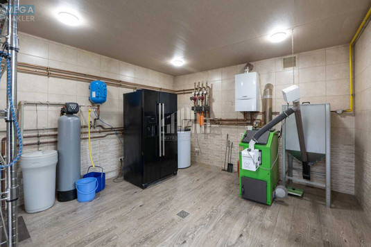 Продаж дома, 2&nbsp;поверху, 332&nbsp;кв.м, 5&nbsp;кімнат, ділянка 18&nbsp;соток, <a class="location-link" href="/osikovo-selo-kv/" title="Недвижимость Осикові">Осикове</a>, Зарічна, 98 (изображение 24)