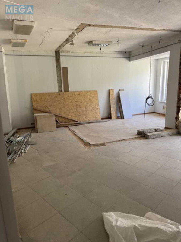 Оренда комерційної нерухомості, 51&nbsp;кв.м, под магазин, <a class="location-link" href="/kiev/" title="Недвижимость Київ">Київ</a>, <a class="location-link" href="/kiev/goloseevskij/" title="Недвижимость Голосіївський район">Голосіївський р-н</a>, Васильківська вул., 3 (изображение 2)