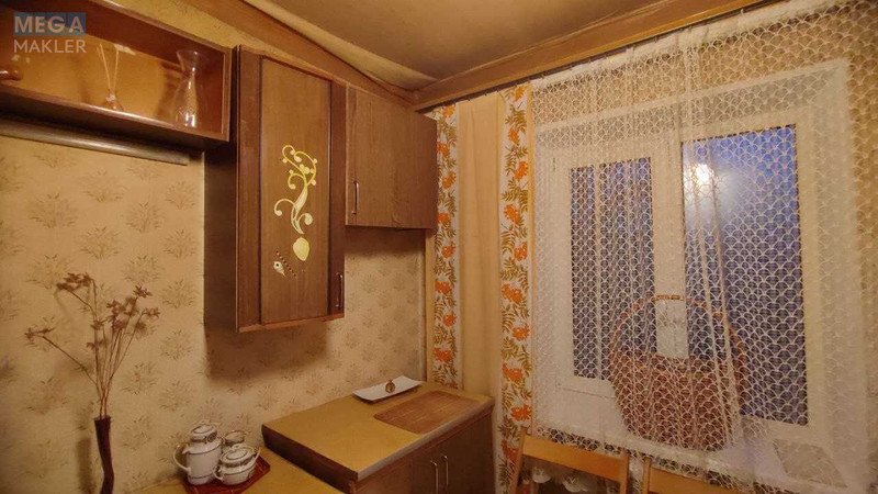 Оренда 2 кімнатної квартири, <a class="location-link" href="/kiev/" title="Недвижимость Київ">Київ</a>, <a class="location-link" href="/kiev/dneprovskij/" title="Недвижимость Дніпровський район">Дніпровський р-н</a>, Будівельників вул., 8 (изображение 2)