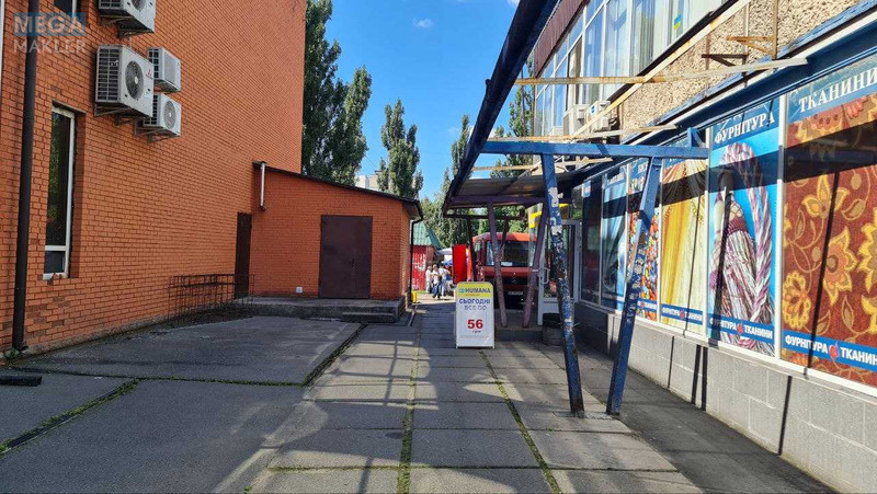 Оренда комерційної нерухомості, 171&nbsp;кв.м, под магазин, <a class="location-link" href="/kiev/" title="Недвижимость Київ">Київ</a>, <a class="location-link" href="/kiev/svyatoshinskij/" title="Недвижимость Святошинський район">Святошинський р-н</a>, Гната Юри вул., 3 (изображение 6)