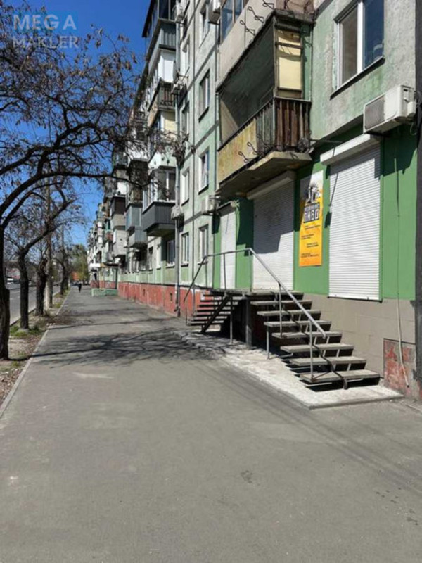 Продаж комерційної нерухомості, 47&nbsp;кв.м, под магазин, <a class="location-link" href="/dnepropetrovsk/" title="Недвижимость Дніпра">Дніпро</a>, Б.Хмельницкого (изображение 2)