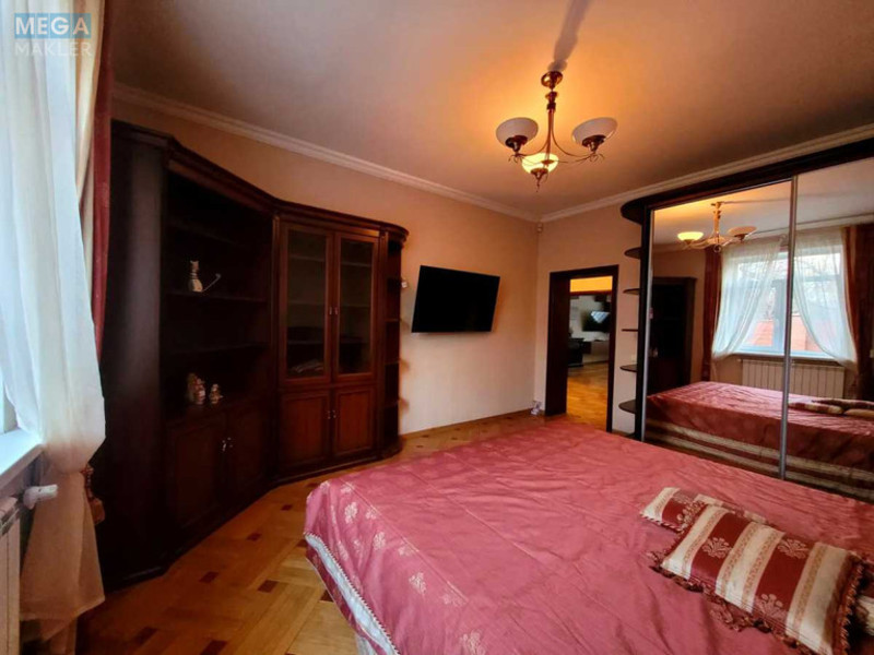 Оренда дома, <a class="location-link" href="/kiev/" title="Недвижимость Київ">Київ</a>, <a class="location-link" href="/kiev/solomenskij/" title="Недвижимость Солом'янський район">Солом'янський р-н</a>, Патріотів вул. (изображение 4)